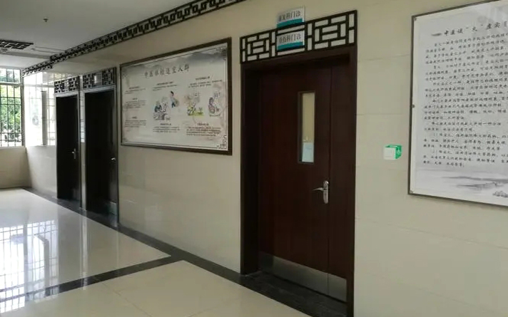 醫(yī)用病房鋼質(zhì)門(mén)介紹