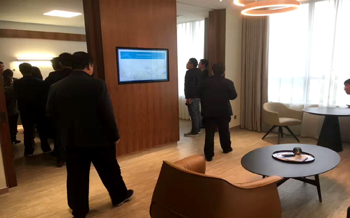 辦公室裝修過程怎么選擇合適的門，應(yīng)該怎么選擇