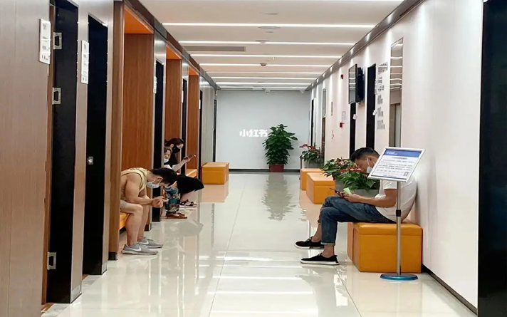 玻璃門(mén)防撞條該如何安裝